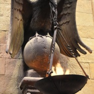 Set detail - Ravenclaw in the Great Hall